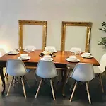 Spacious 2 Bedrooms In City Center With Terrace-9